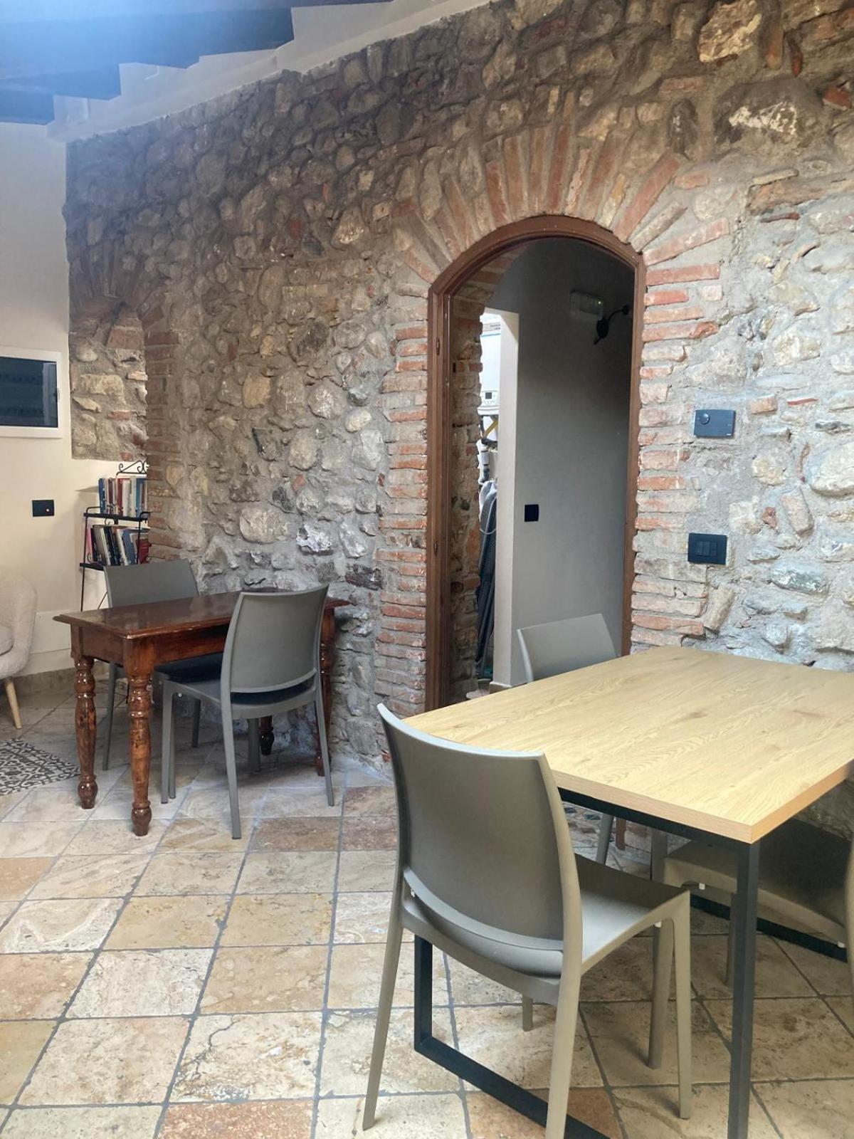 Bed and Breakfast Rustico Di Benellini Angela Польпенацце-дель-Гарда Экстерьер фото
