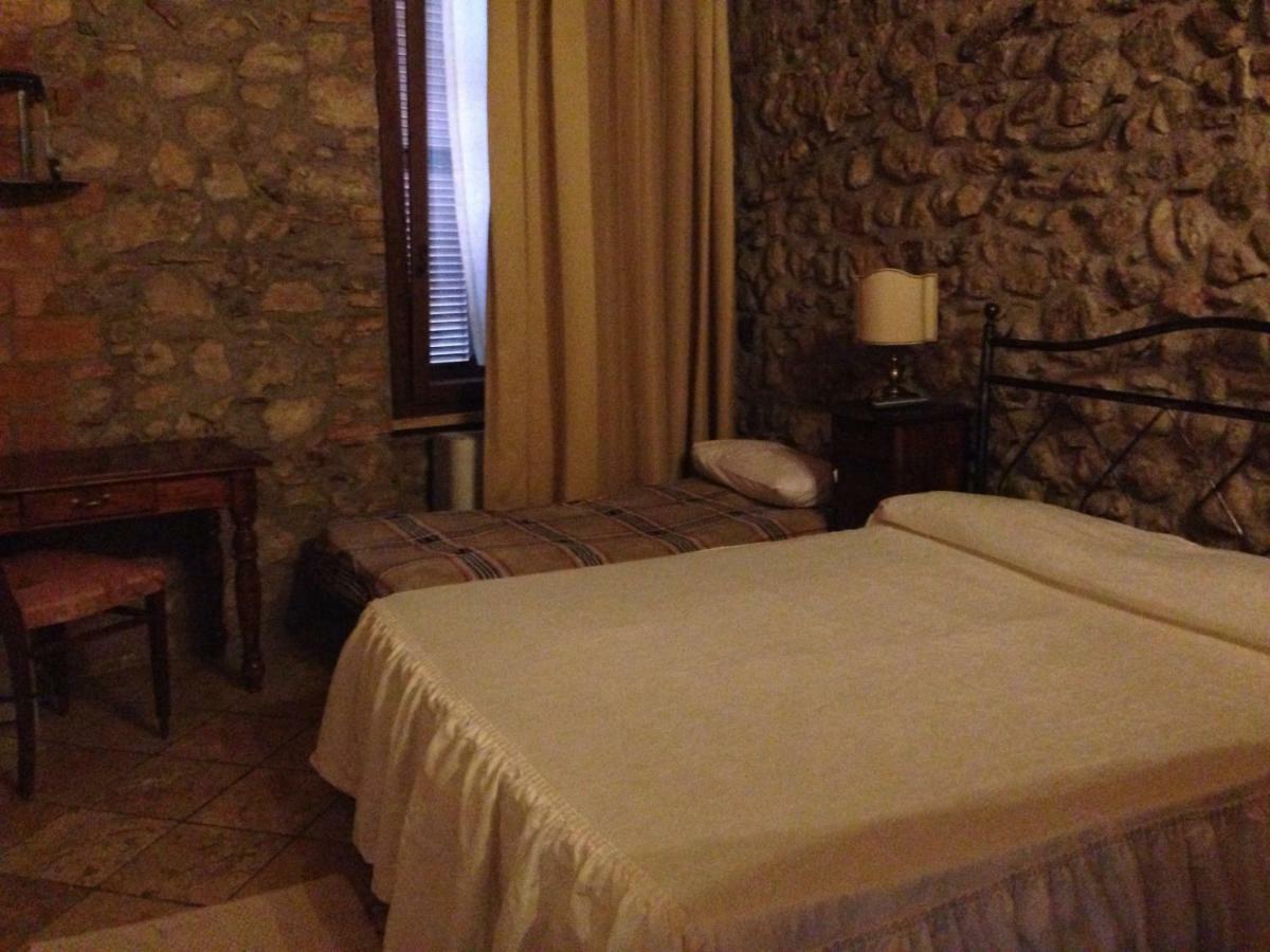 Bed and Breakfast Rustico Di Benellini Angela Польпенацце-дель-Гарда Экстерьер фото